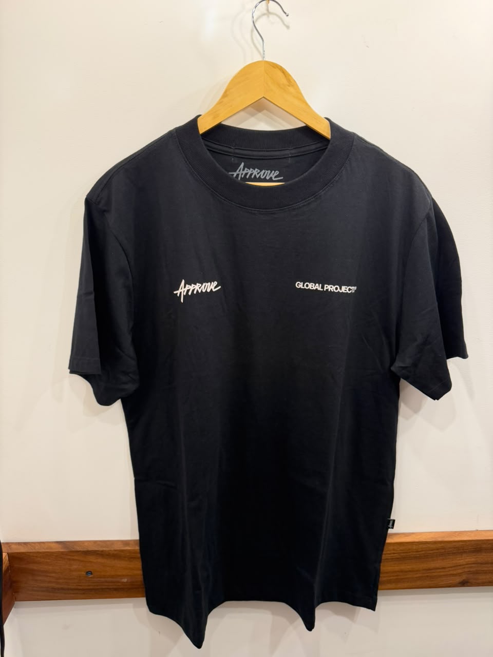 Remera Global Projects