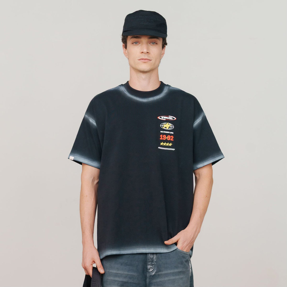 True - No Finish Line Oversized T-Shirt - Negra