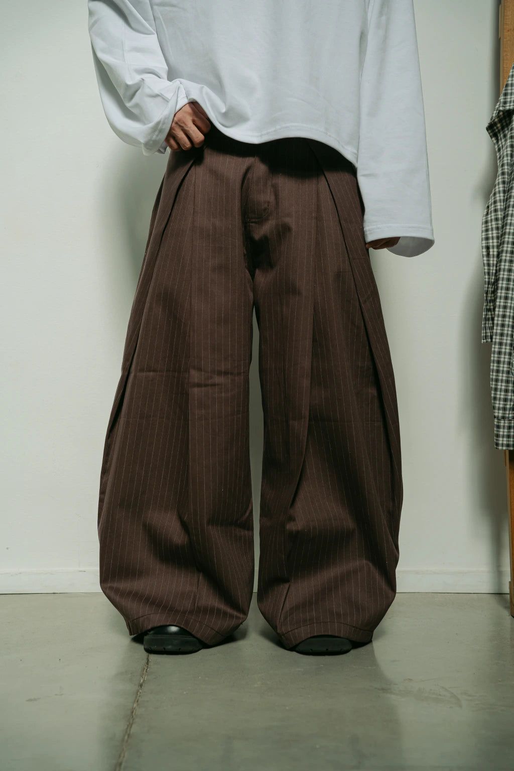 BRUDER | Balloon Formal Pant Brown