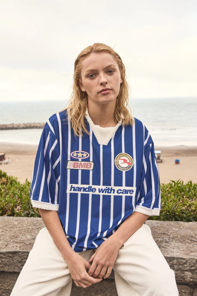 BOMBA | CAMISETA STRIPES AZUL - BMBPRJCT